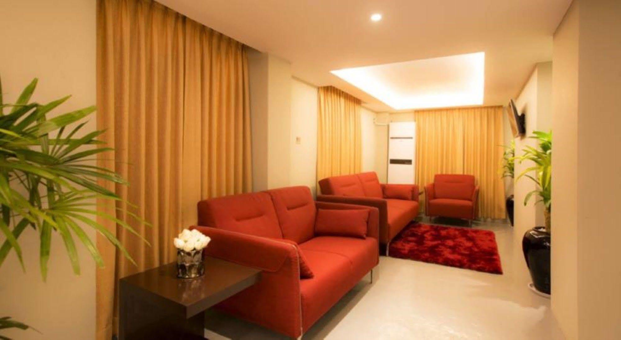Shwe Pyi San Yar 3* Yangon